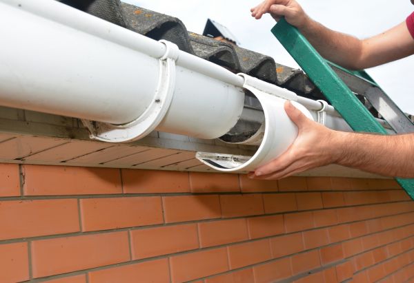 Gutter Seam Repair in Lincolnton